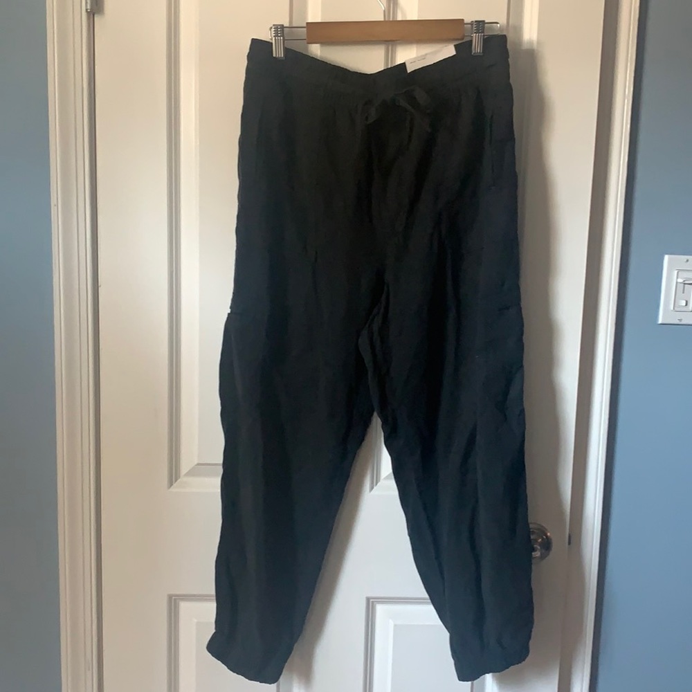 American Eagle High Rise Cargo Joggers